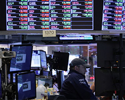 Stock Market Does Not React to Economic Data | Daily Market Analysis