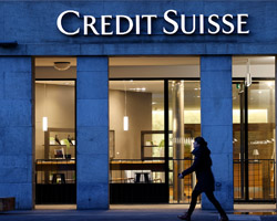 Wall Street Down Reacting to Credit Suisse Turmoil | Daily Market Analysis