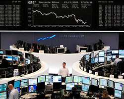 US Stock Indices Gain as Bank Shares Surge