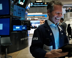 Dow-Marks-Longest-Winning-Streak-Since-2019-Gold-Declines,-Central-Banks-in-Focus-preview