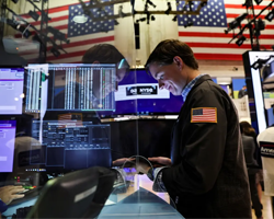 US-Stocks-Grind-Higher-Amid-Tech-Sector-Dips-Investors-Brace-for-Inflation-Data-Preview